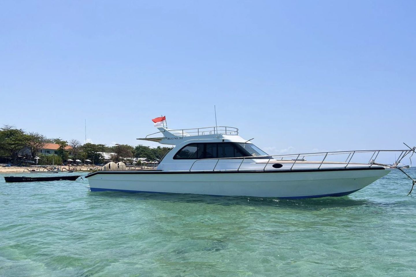 SEA 34 - NUSA PENIDA BOAT CHARTER